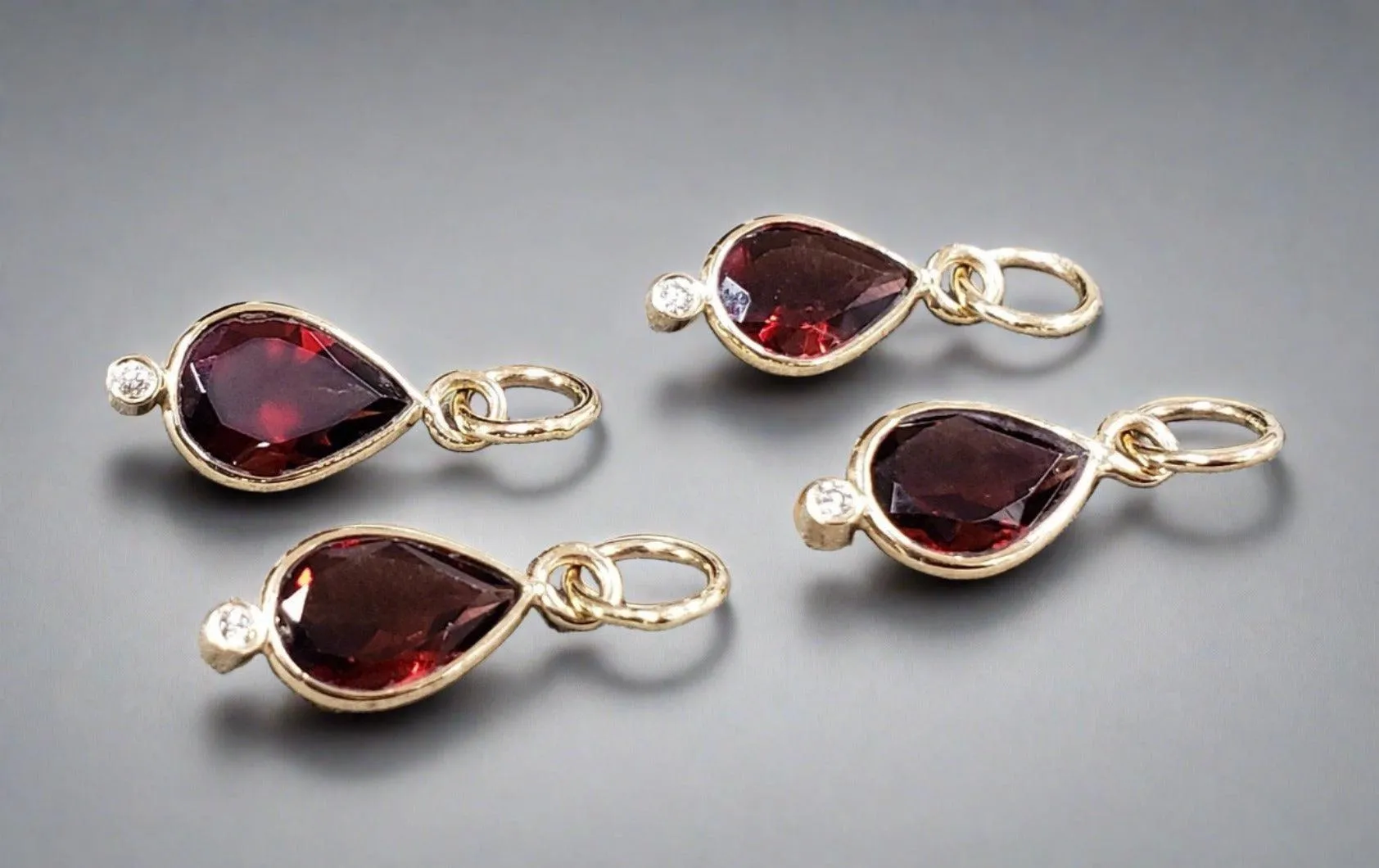 14k Gold Garnet with Brilliant Cut Diamond Pendant