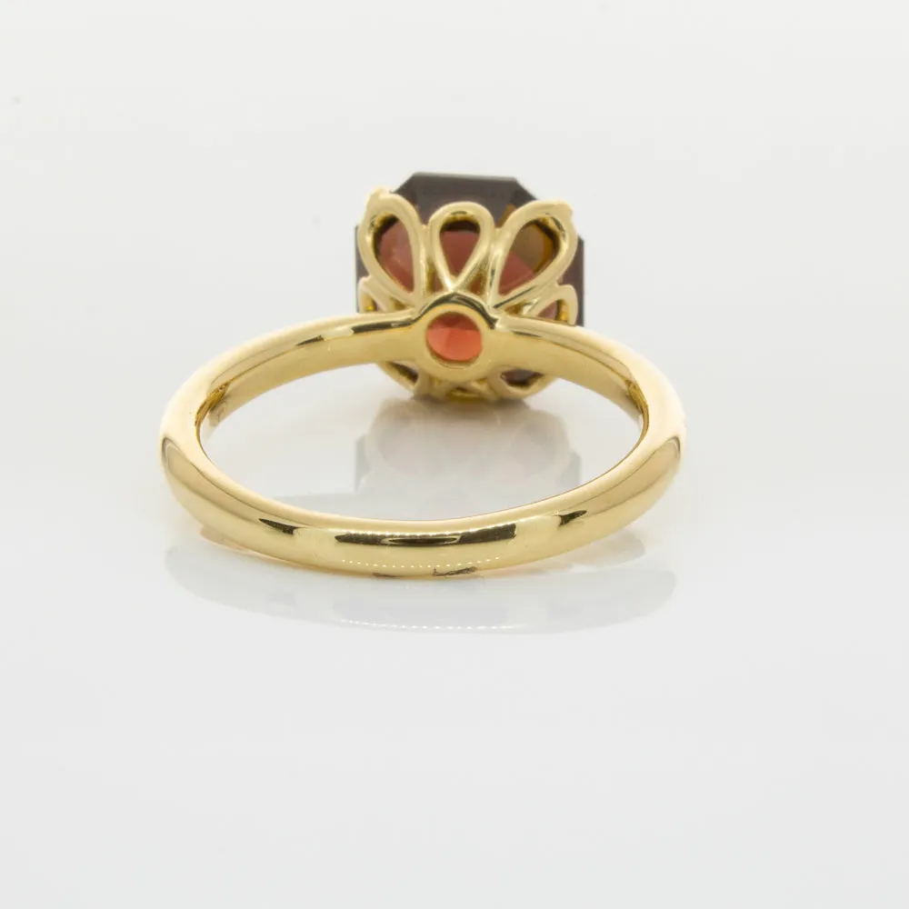 18ct Yellow Gold Garnet Octavia Ring