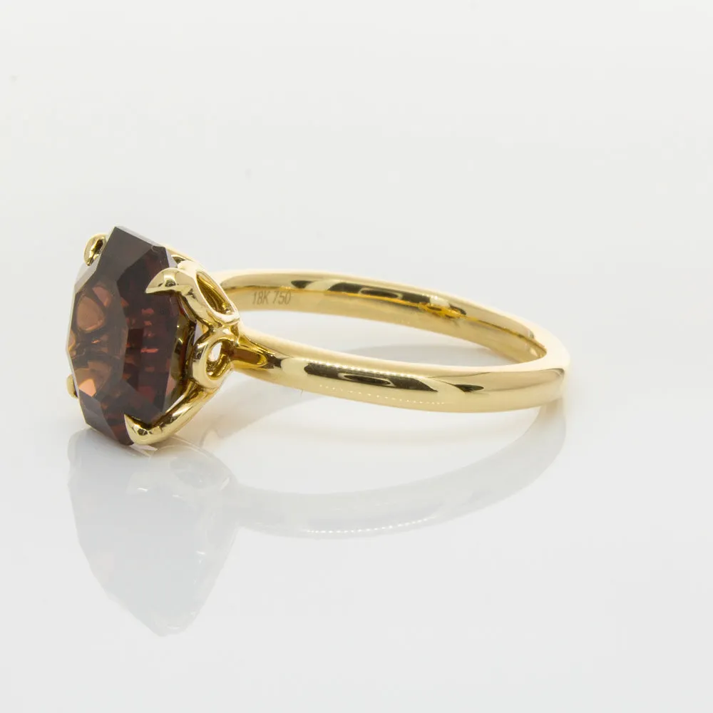 18ct Yellow Gold Garnet Octavia Ring