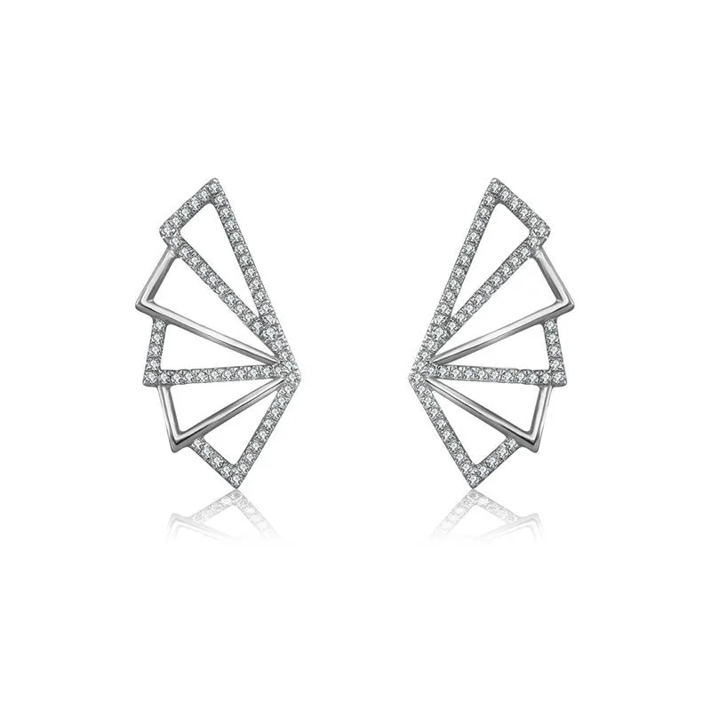 18k Gold Fan Shape Diamond Earring