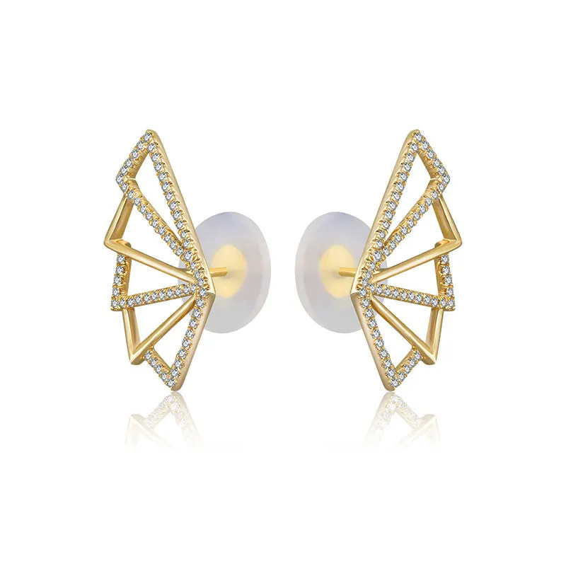 18k Gold Fan Shape Diamond Earring