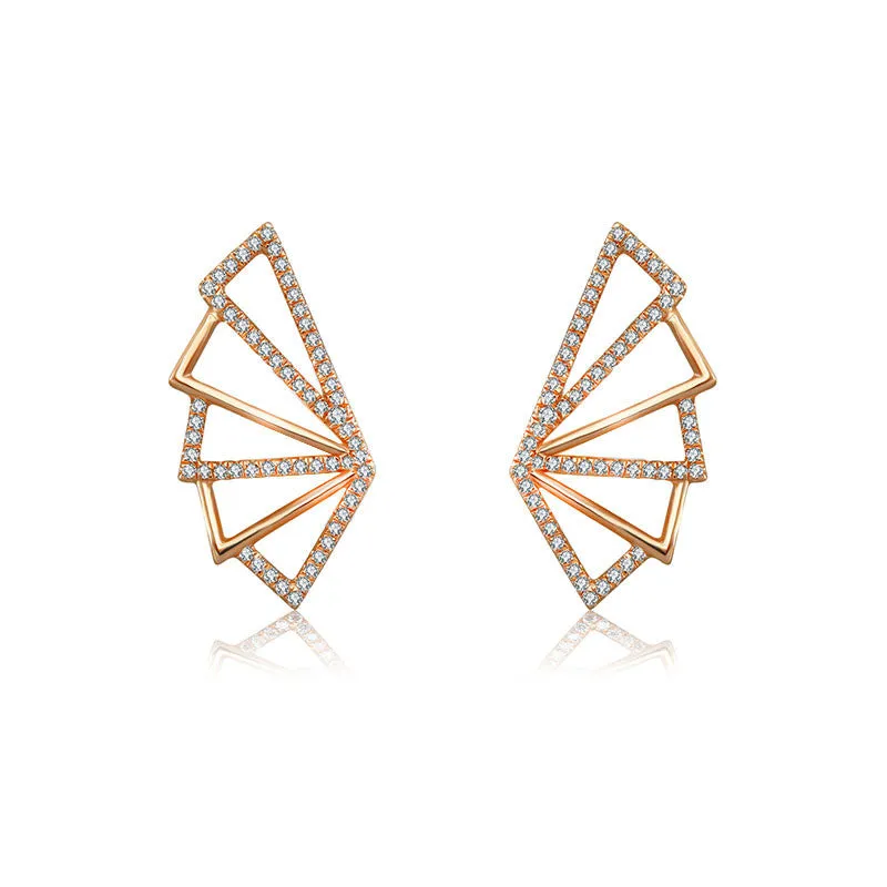 18k Gold Fan Shape Diamond Earring