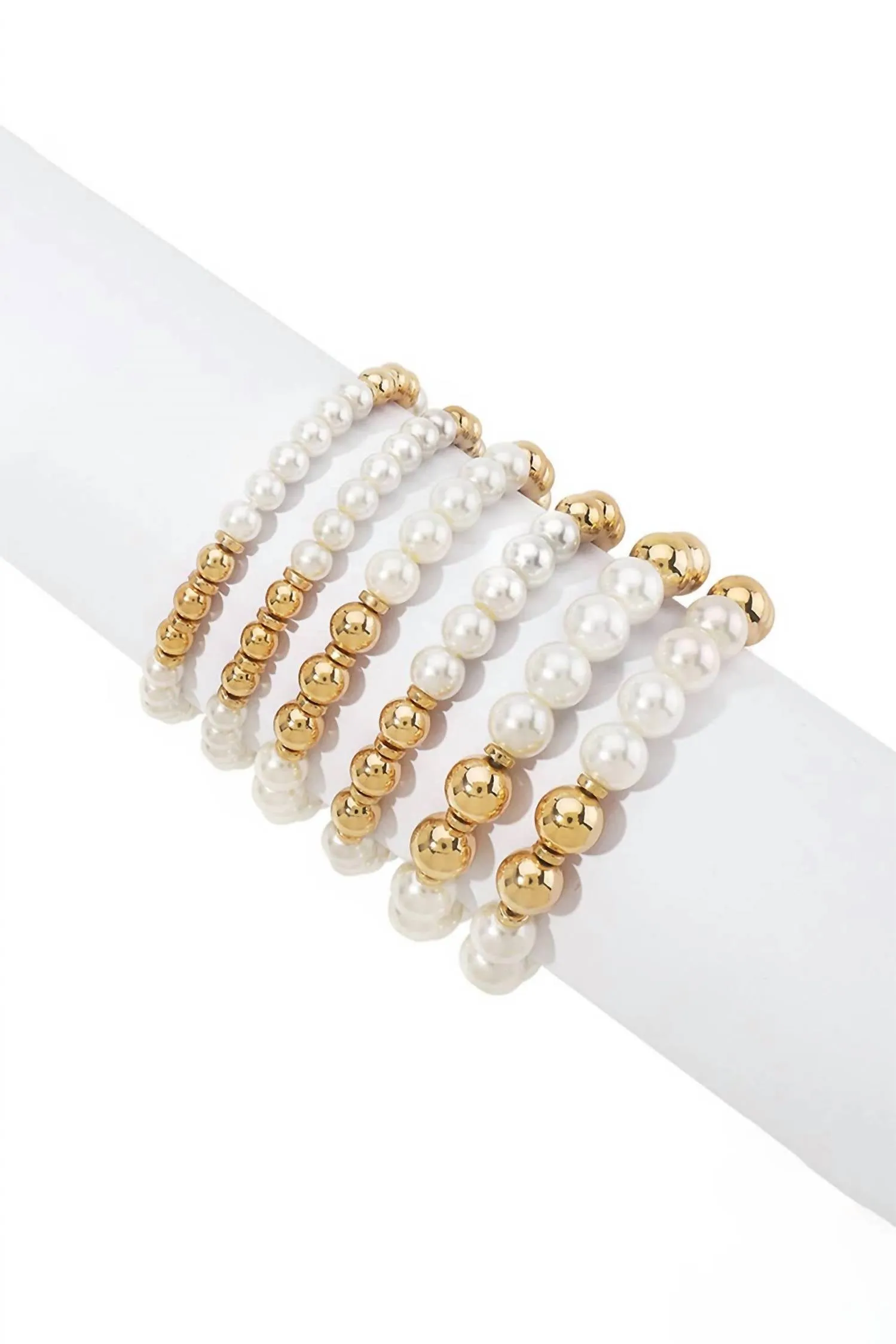 Aapparella - Pearl Beaded Bracelet Set