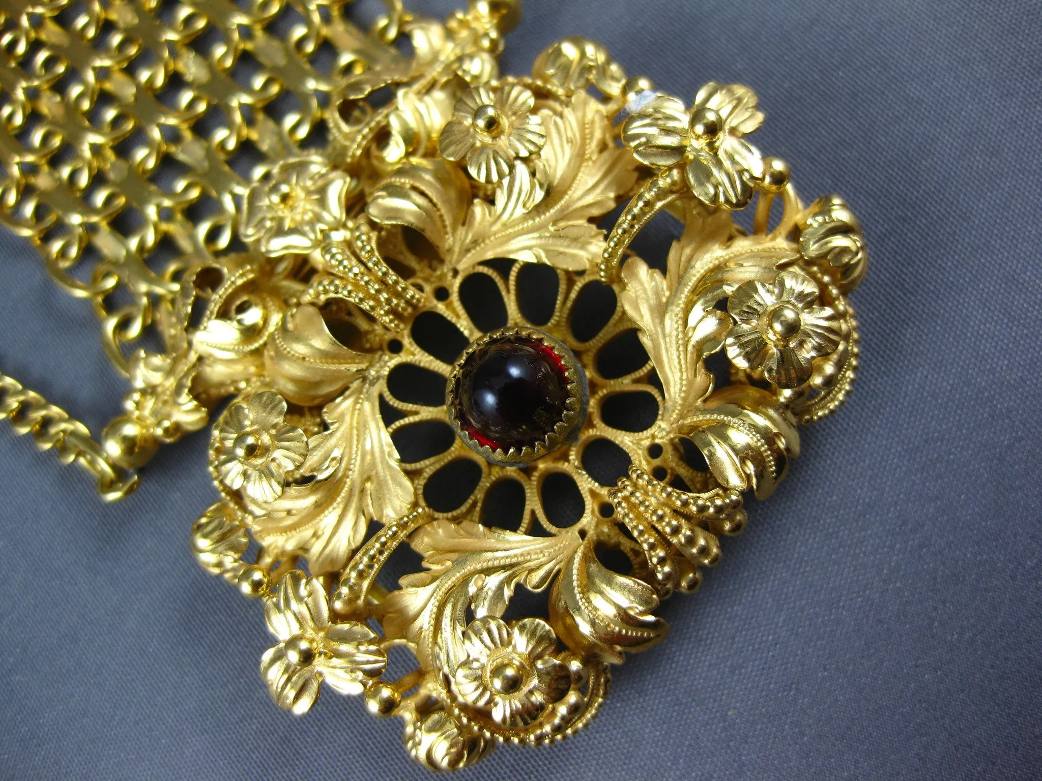 ANTIQUE EXTRA LARGE 3CT AAA GARNET 18K YELLOW GOLD OPEN FILIGREE BRACELET #27091