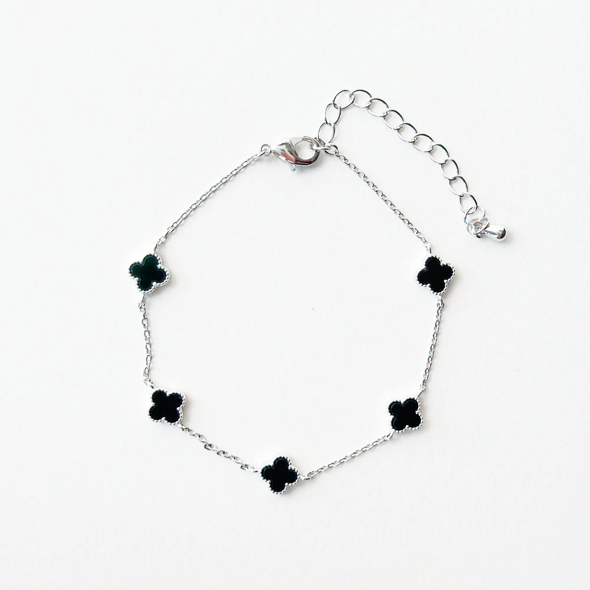 Black Vanya Clover Bracelet