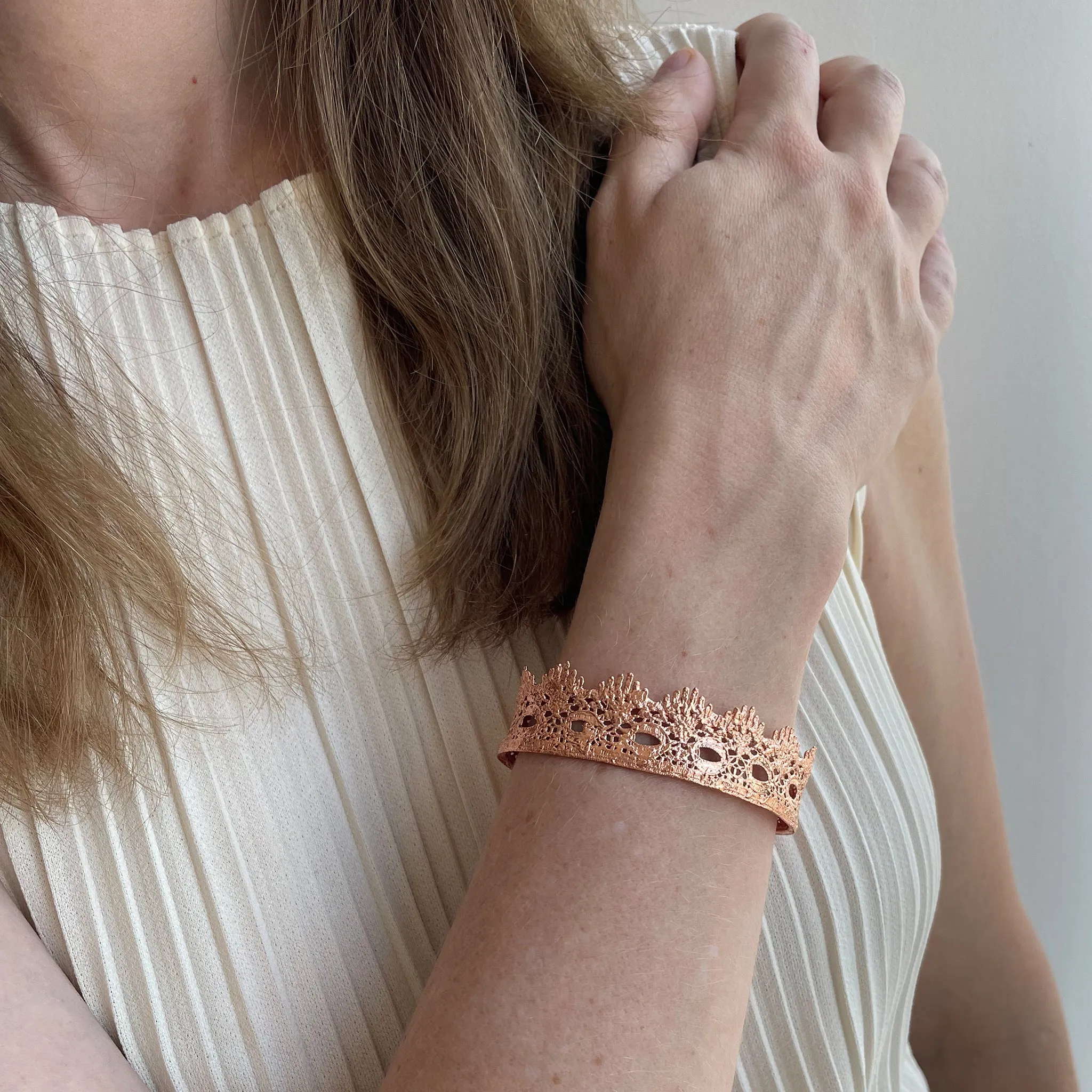 Chiara - Finest Lace Cuff Bracelet
