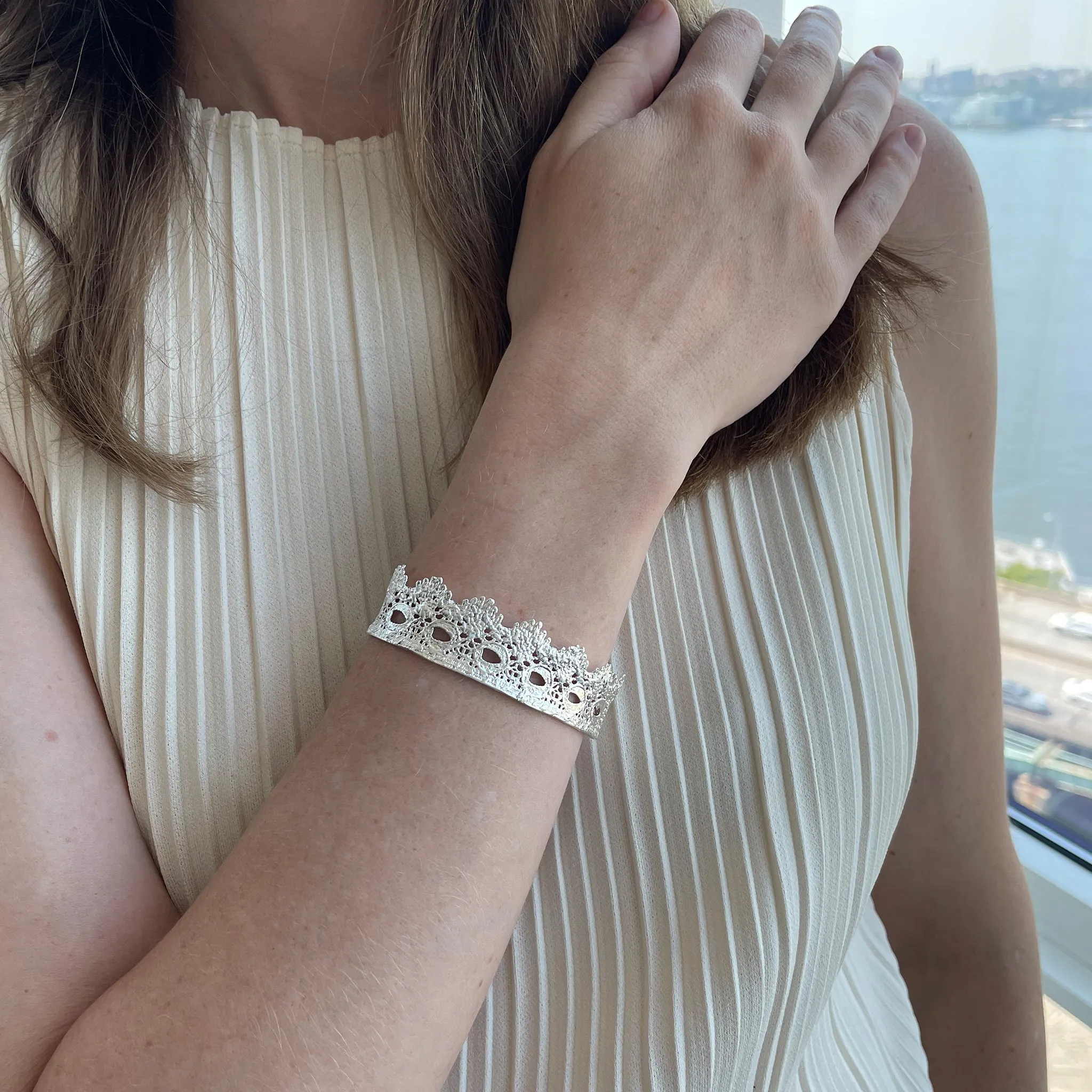 Chiara - Finest Lace Cuff Bracelet