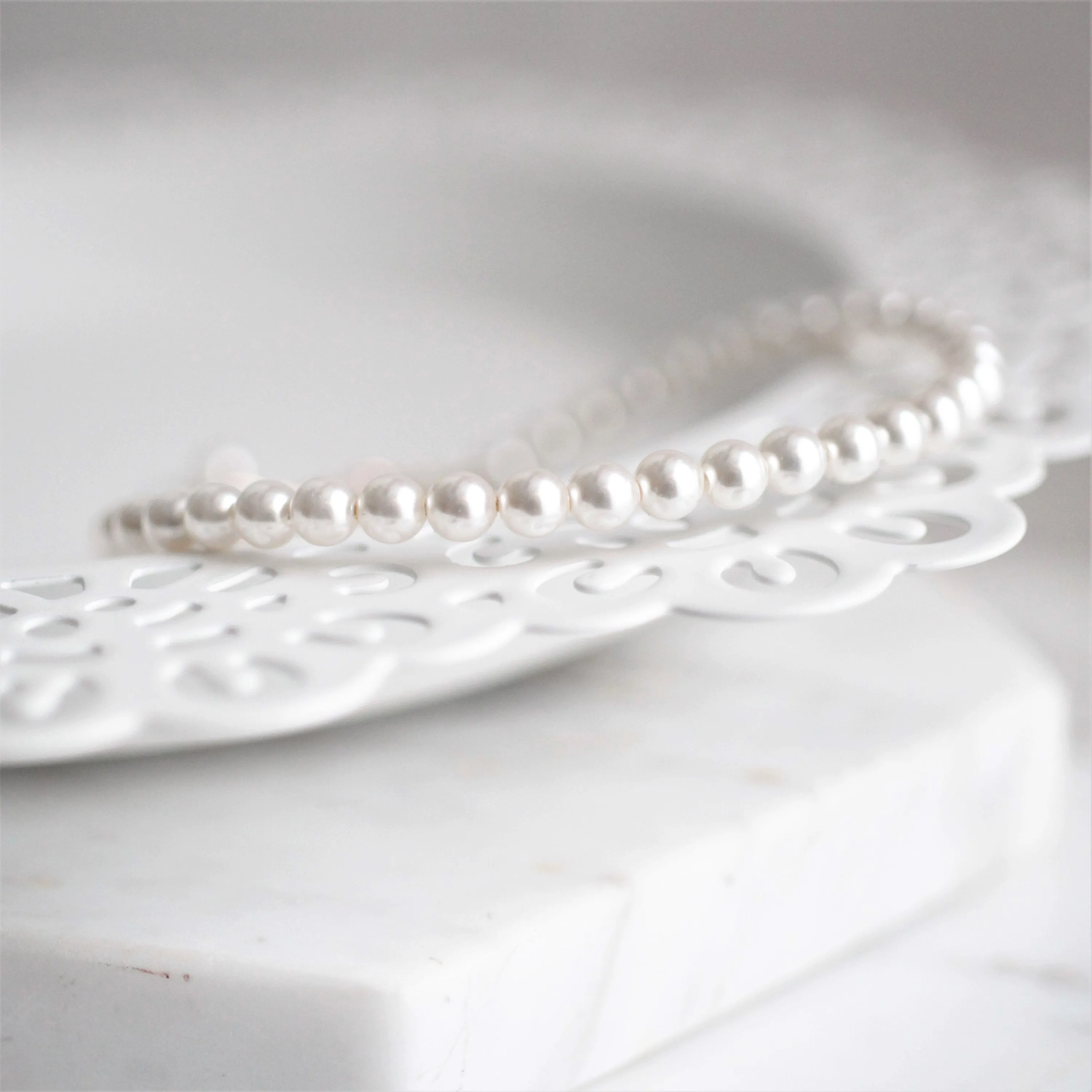 Classic White Pearl Bracelet