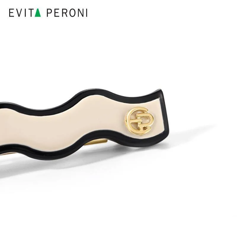 Falecia Side Barrette
