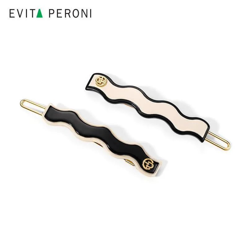 Falecia Side Barrette