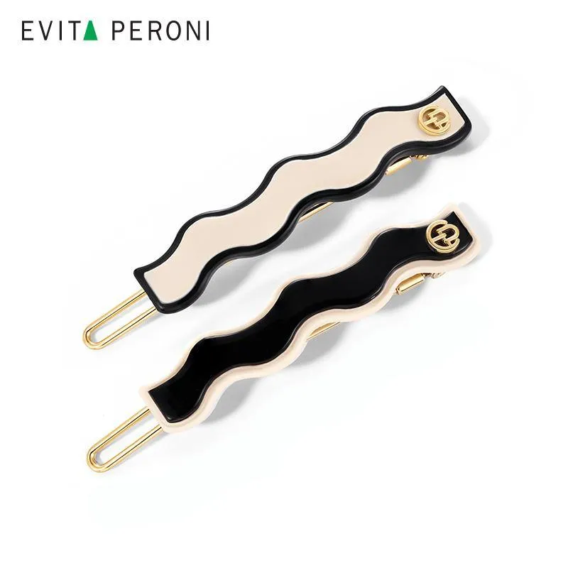 Falecia Side Barrette