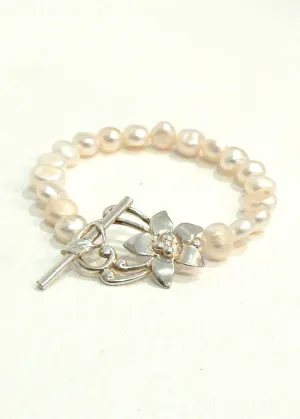 Fresh water pearl bracelet