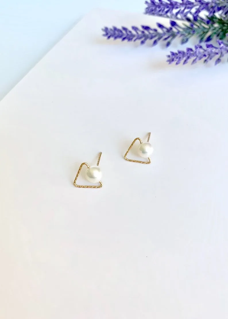 Freshwater Pearl Stud Geometric Earrings / 14K Gold Triangle /  Bridal Party Gifts