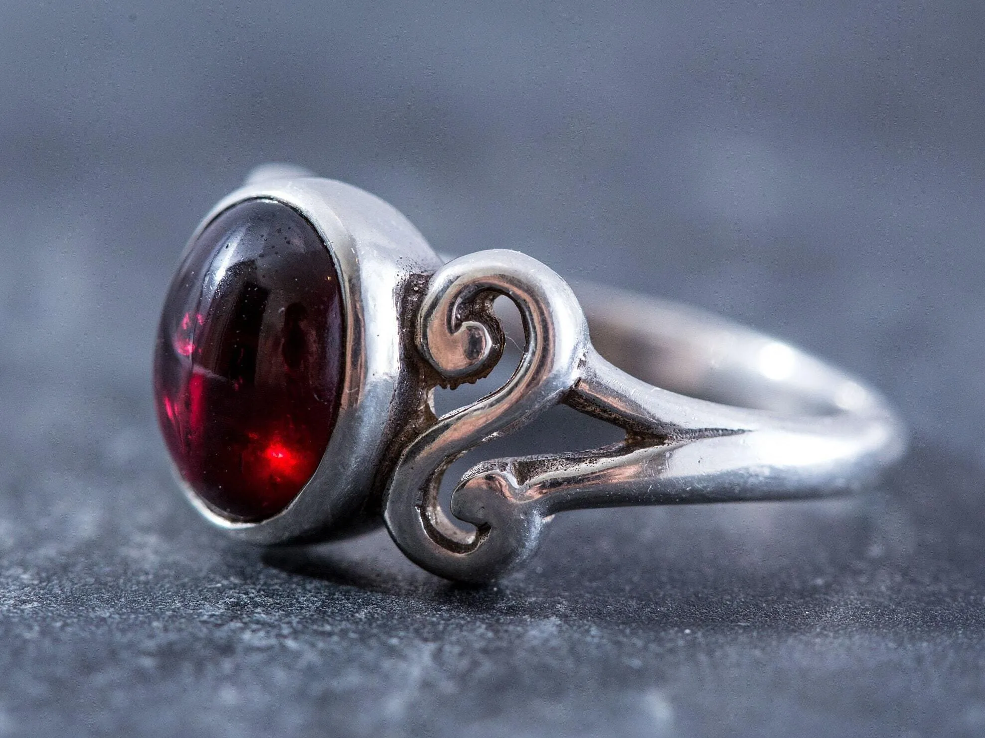 Garnet Solitaire Ring - Swirl Silver Ring - January Birthstone Ring