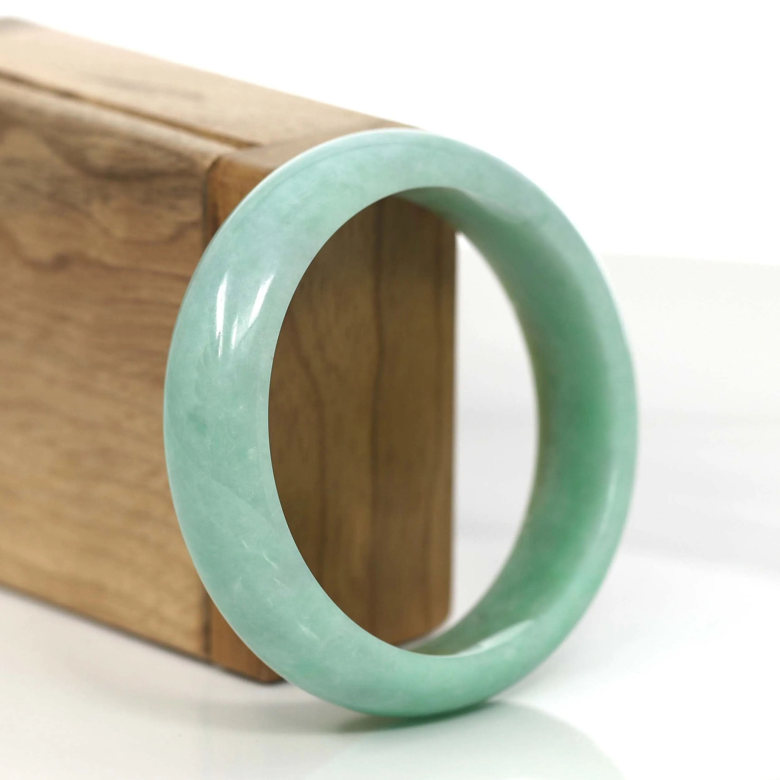 High-quality Apple Green Natural Burmese Jadeite Jade Bangle (57.78mm ) #890