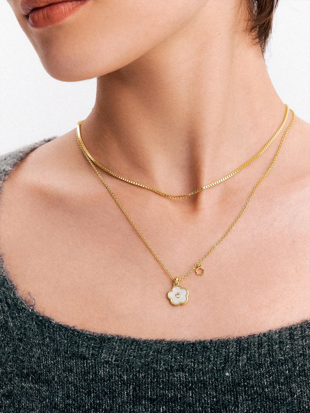 Mother Of Pearl Flower Necklace
