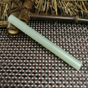 Natural Kunlun Jade Rough Nephrite Raw (28g,11X1cm)