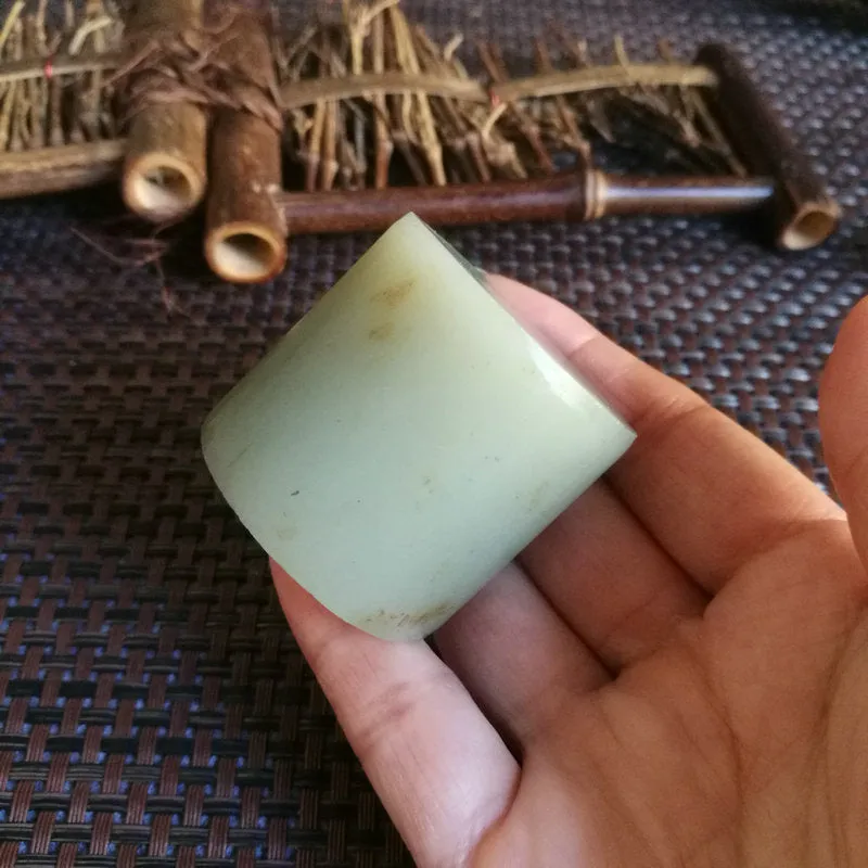Natural Kunlun Jade Rough Nephrite Raw YZ01