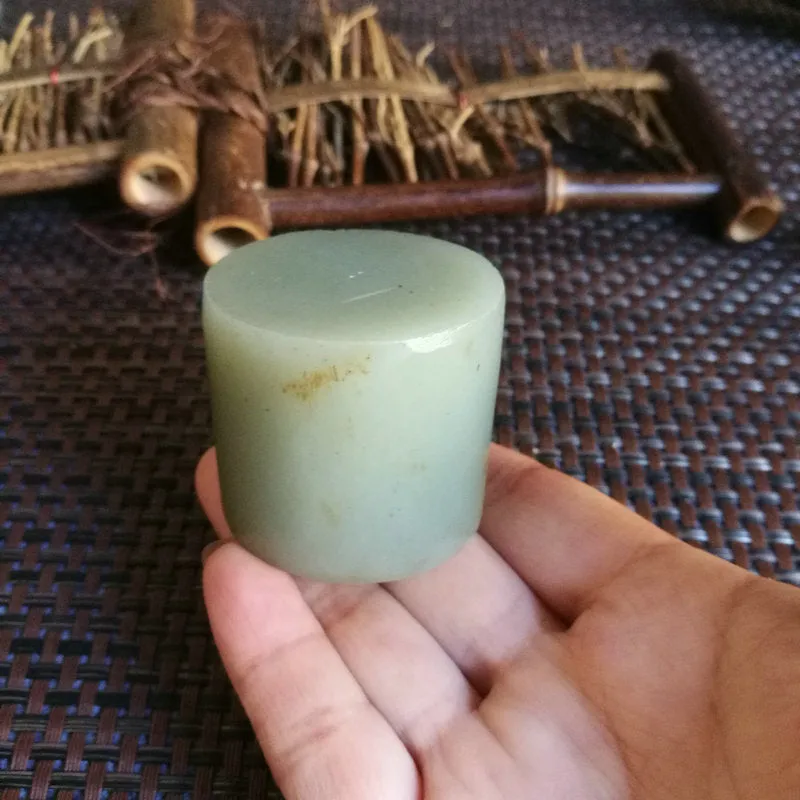 Natural Kunlun Jade Rough Nephrite Raw YZ01