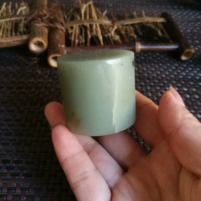 Natural Kunlun Jade Rough Nephrite Raw YZ01