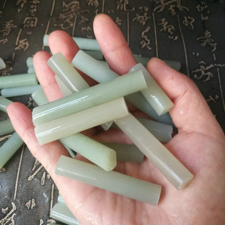 Natural Kunlun Jade Rough Nephrite Remains Around 460g
