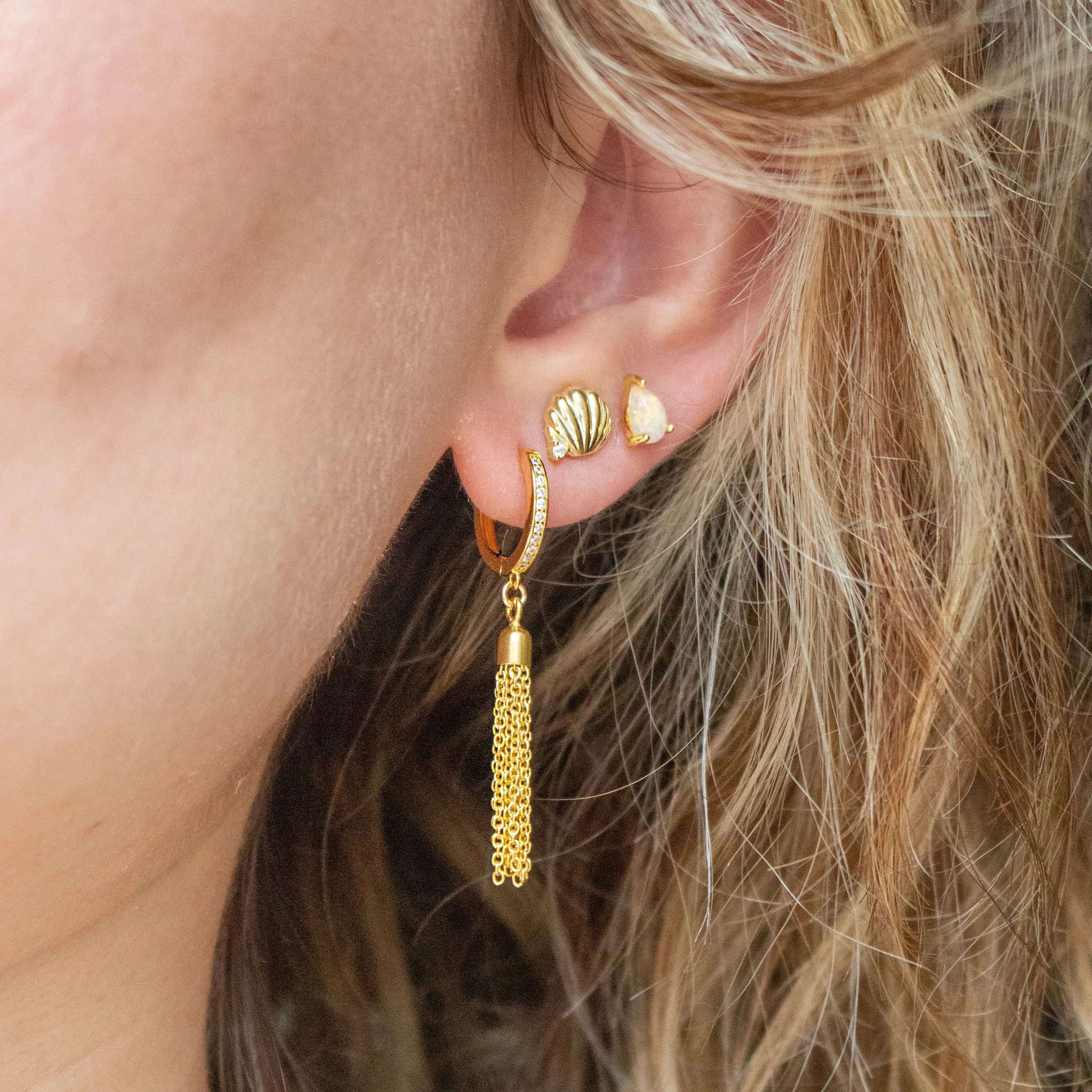 OPAL STUDS GOLD