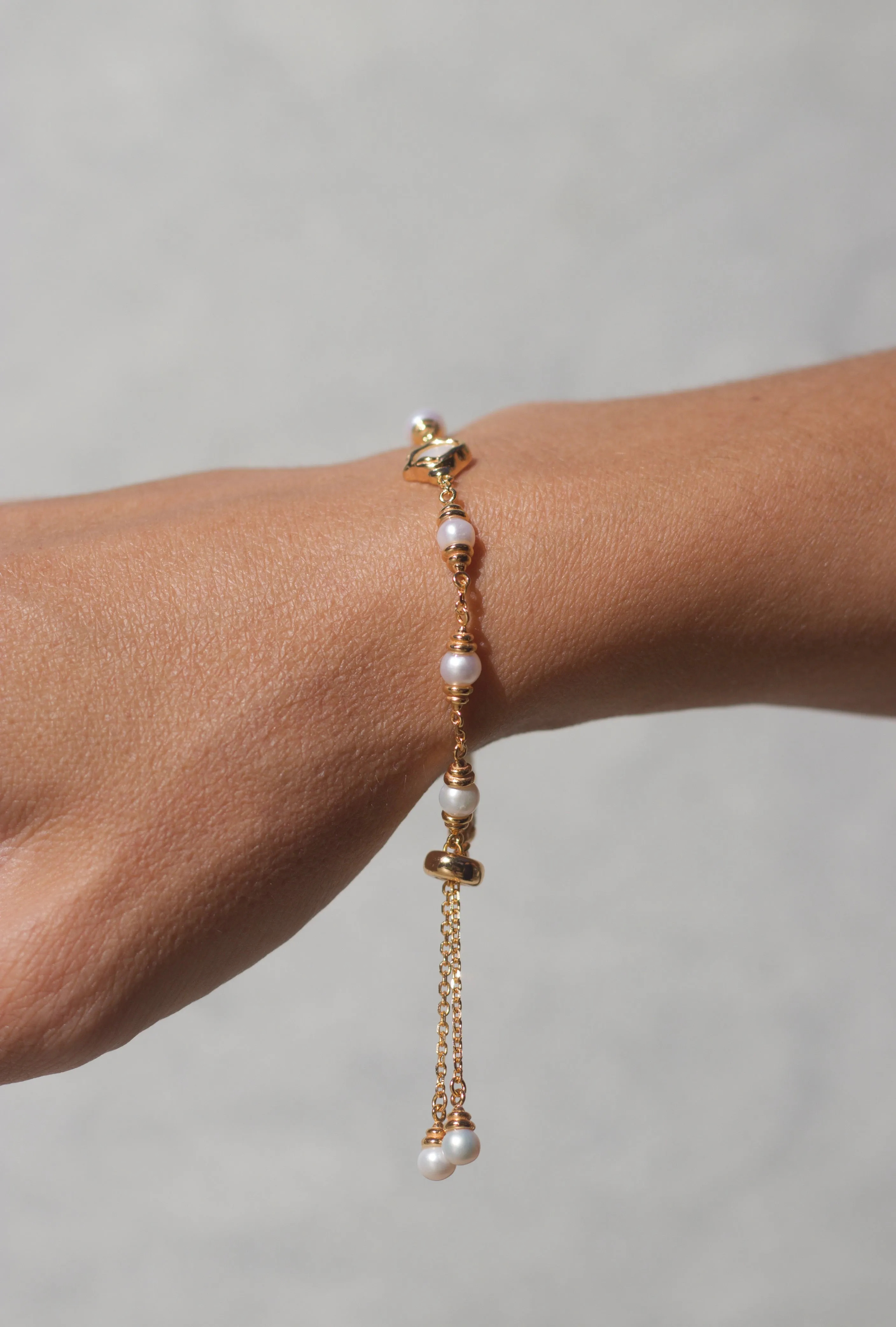 Pearl Embrace Bracelet