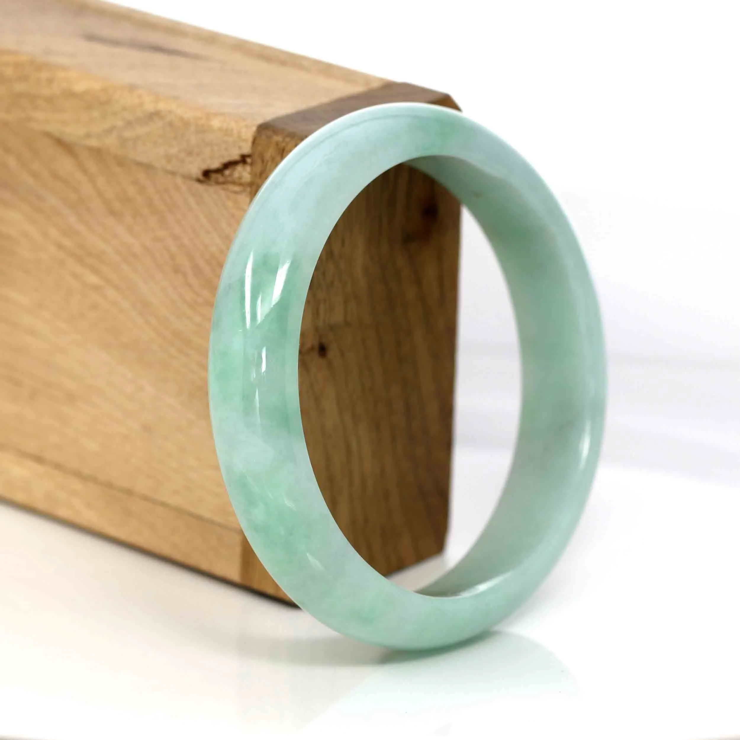 RealJade® Classic Green Natural Jadeite Jade Bangle (58.93 mm )#561