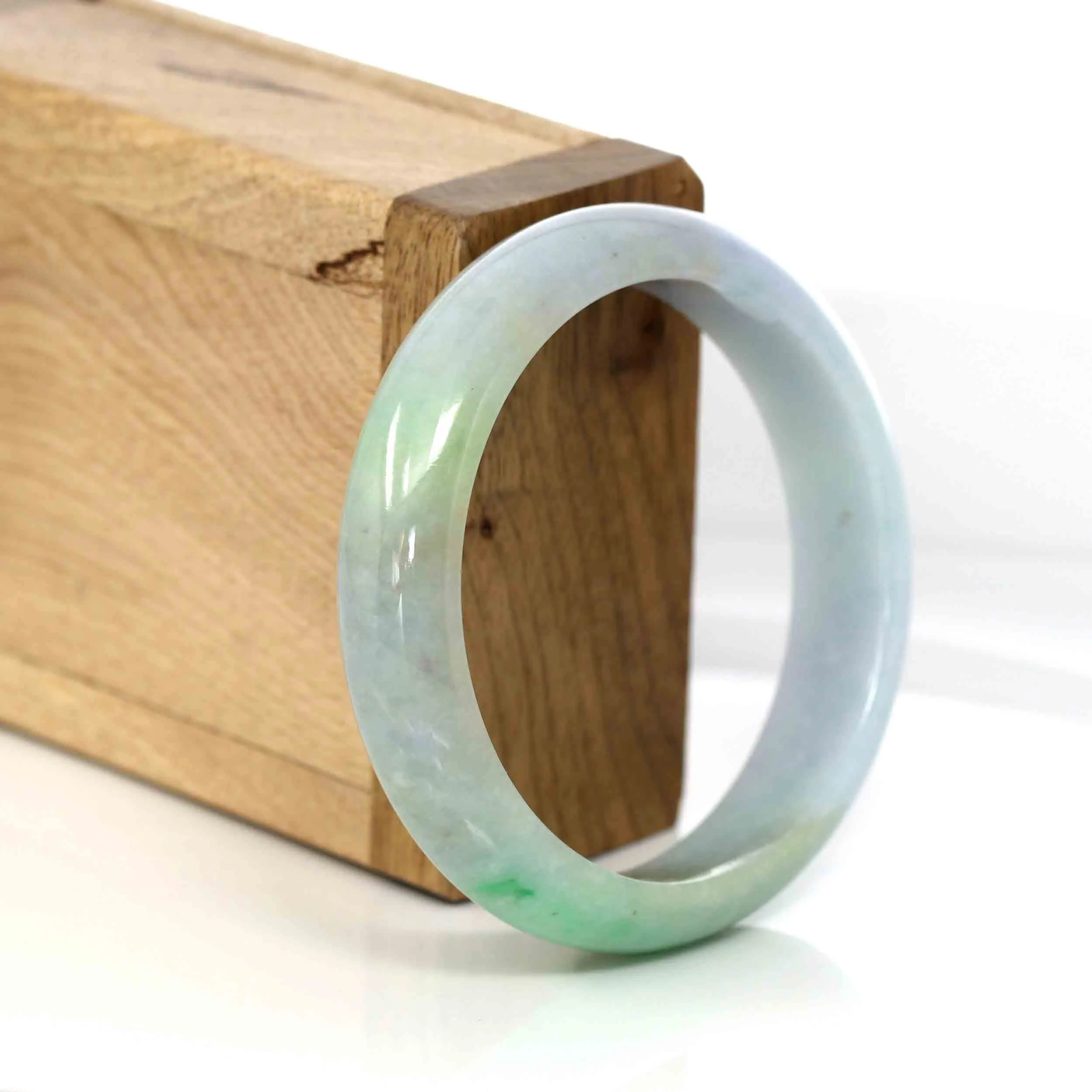 RealJade® Classic Lavender-Green Natural Burmese Jadeite Jade Bangle (54.91 mm ) #322