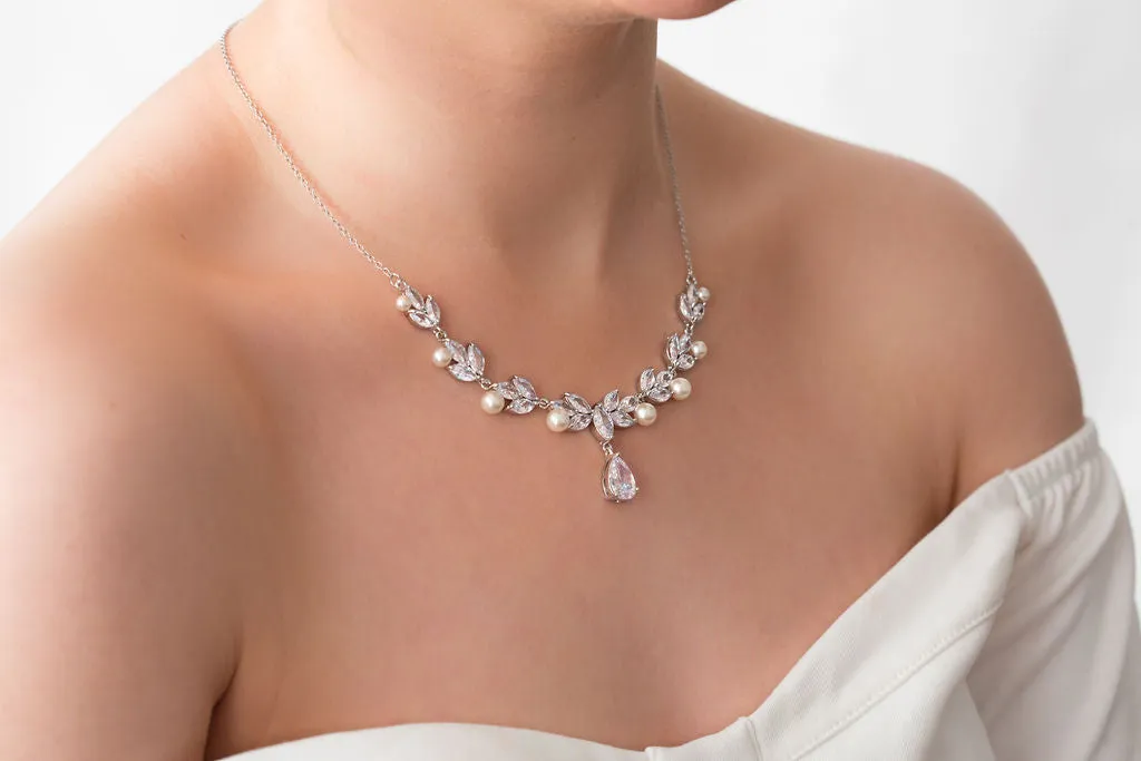 Statement Pearl Necklace Bridal Jewellery Set