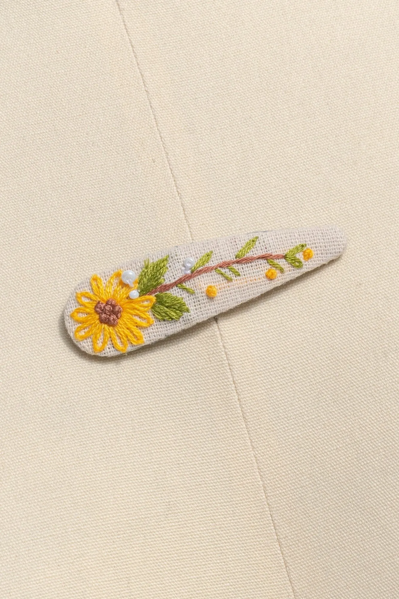 Thèa Hand Embroidered Barrette
