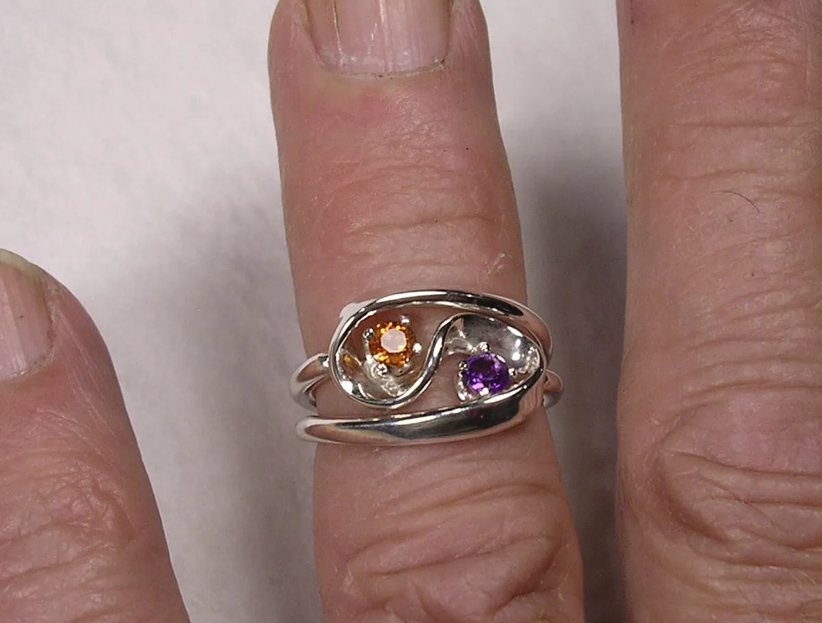 Violet Amethyst and Mandarine Garnet Set in The Two Turn Vortex Energy Rings ™ ©