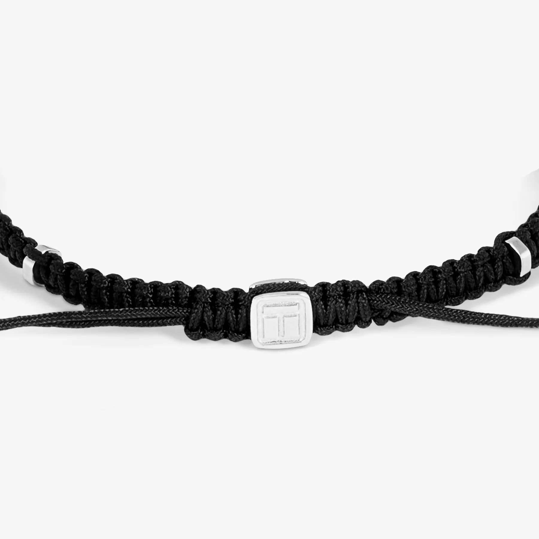 Windsor Macrame Bracelet With Green Emerald